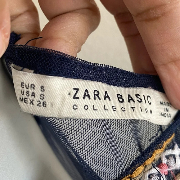 Zara Navy Blue Embroidered Long Sleeve Boho Top Size Small - Picture 13 of 13